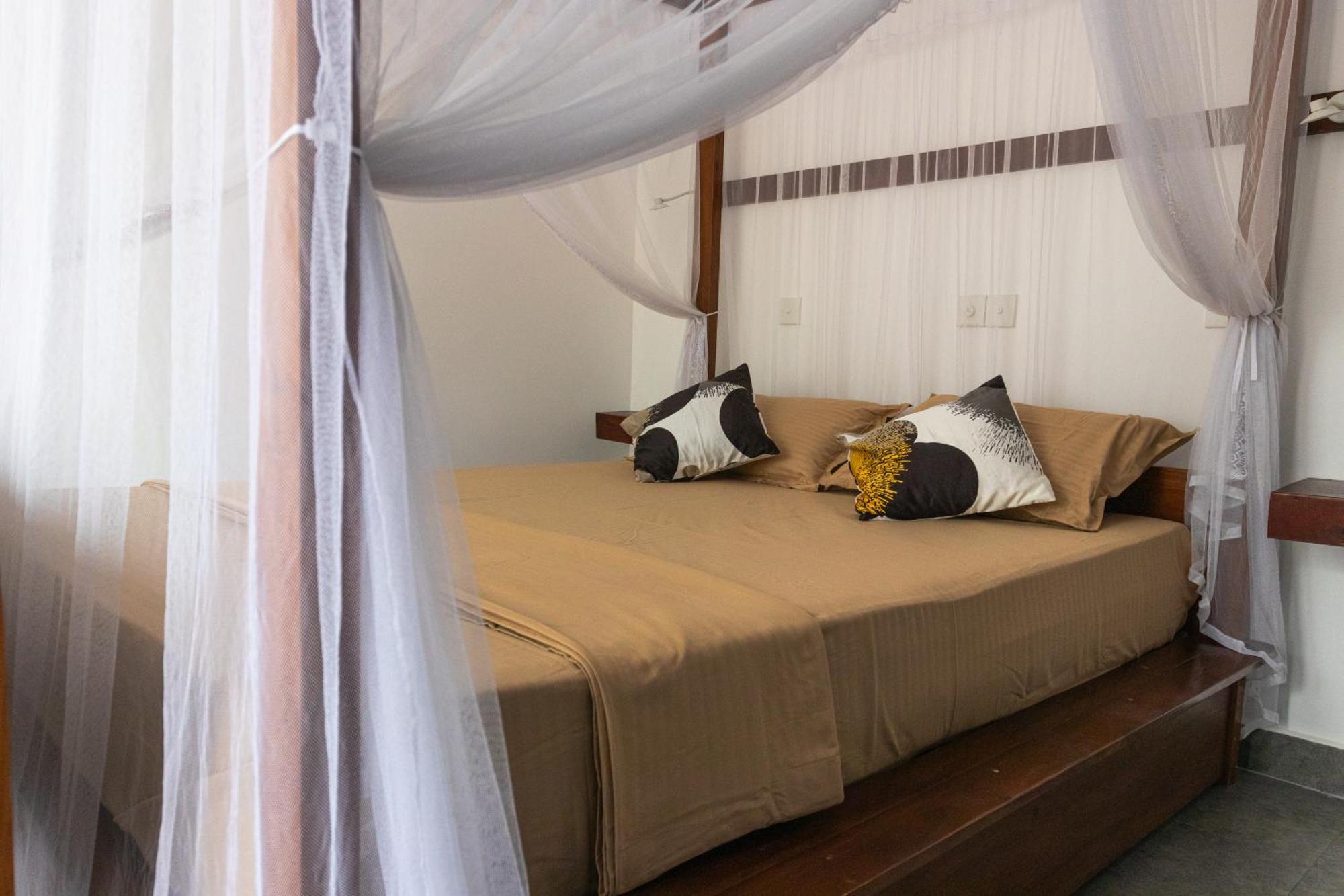 Bed and Breakfast Srimany Mirissa Exterior foto