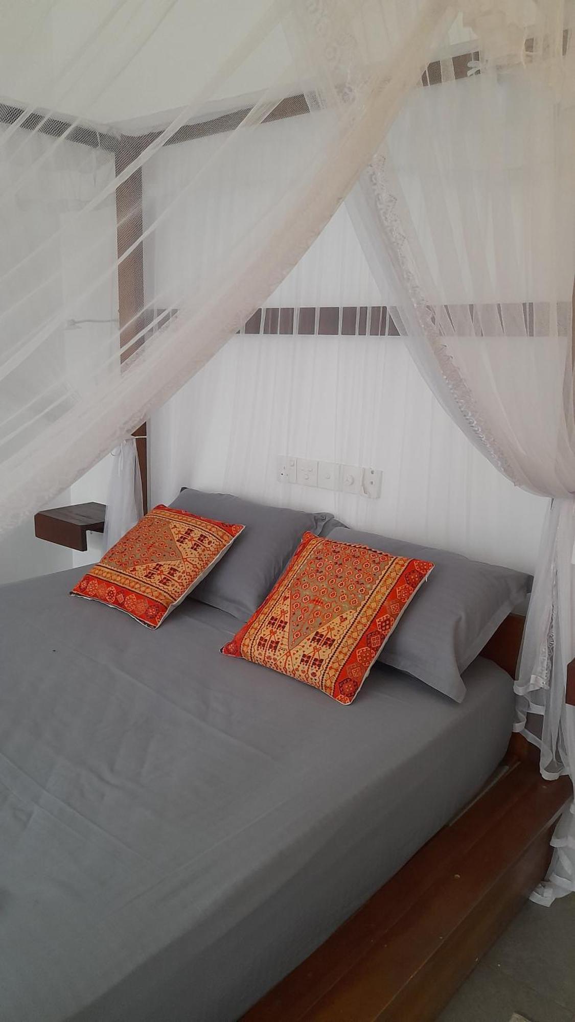 Bed and Breakfast Srimany Mirissa Exterior foto