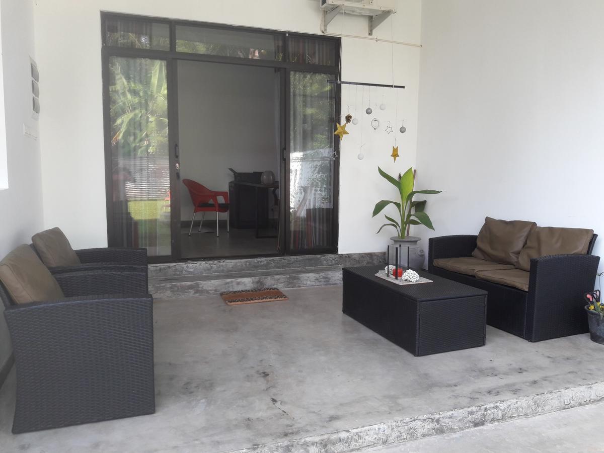 Bed and Breakfast Srimany Mirissa Exterior foto